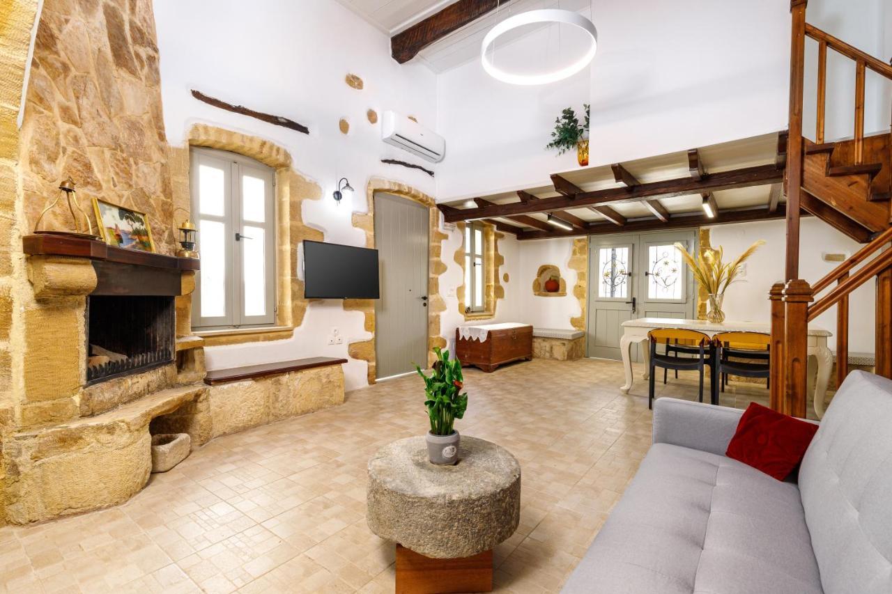 Villa Mansion Fabrica Kallergiana